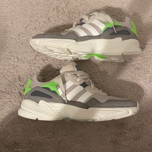 Adidas Yung-96 (Size 8.5)